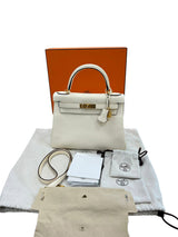 Hermes Kelly Retourne 28 Craie Togo Leather Gold Hardware Handbag