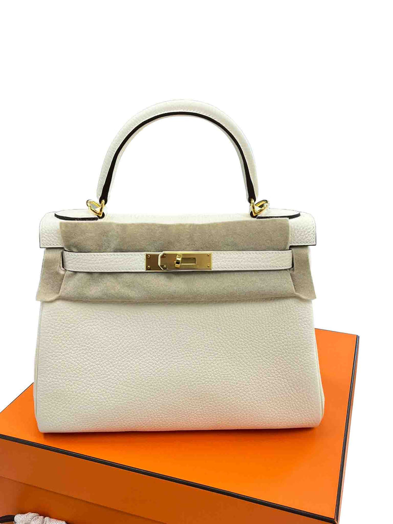 Hermes Kelly Retourne 28 Craie Togo Leather Gold Hardware Handbag