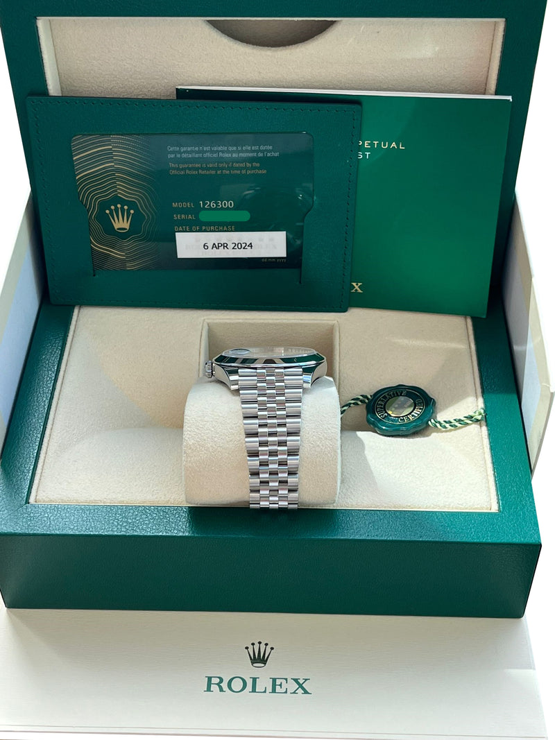 Rolex Datejust 41mm Wimbledon Gray Green Roman Dial Smooth Bezel Watch 126300