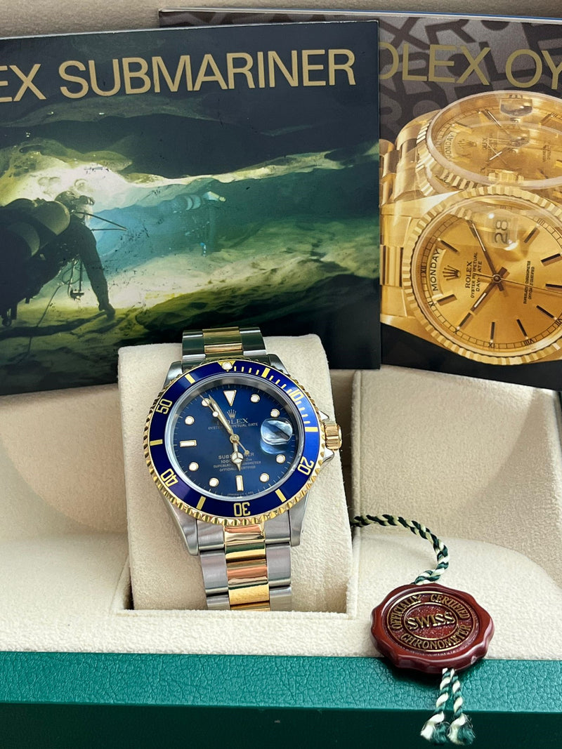 Rolex Submariner Date 40mm Blue Dial Two-Tone Gold Steel Automatic Watch 16613