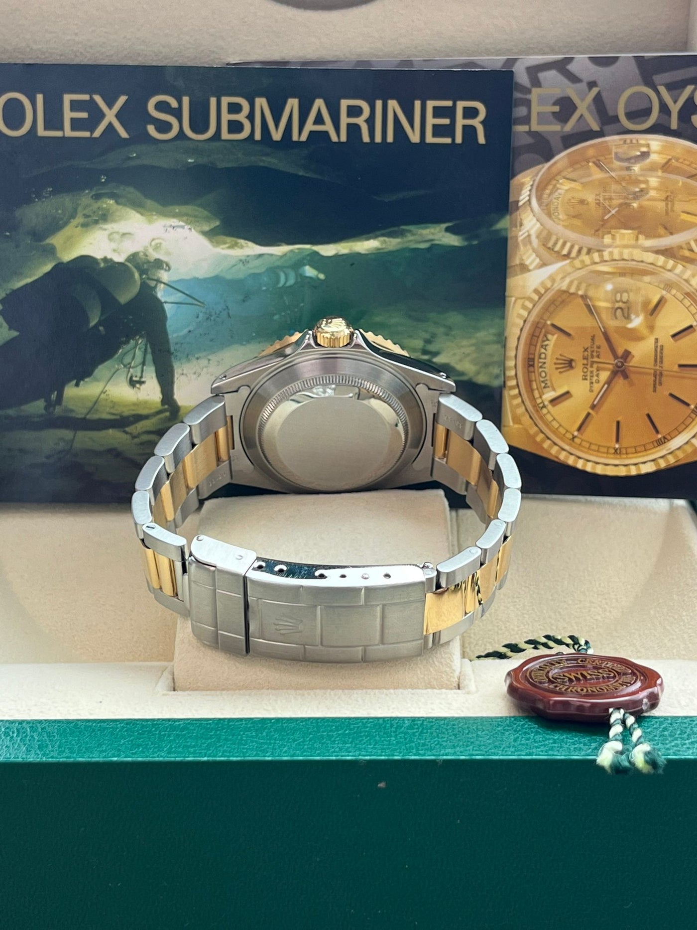 Rolex Submariner Date 40mm Blue Dial Two-Tone Gold Steel Automatic