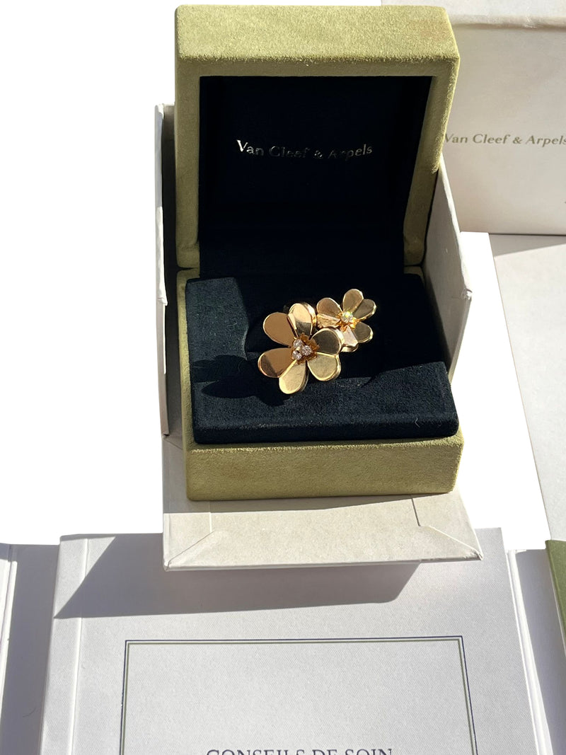 Van Cleef & Arpels 0.23ct Frivole Between the Finger 18K Yellow Gold Ring