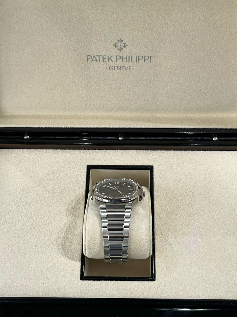 Patek Philippe Nautilus 35.2mm Blue Dial Diamond Bezel Ladies Watch 7118/1200A