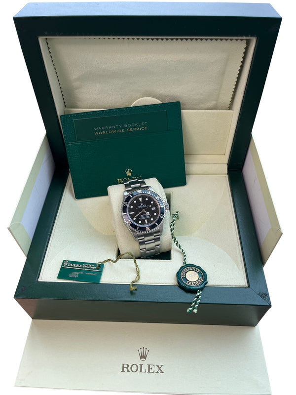 Rolex Sea-Dweller 4000 40mm Black Dial Stainless Steel Oyster Men's Watch 16600