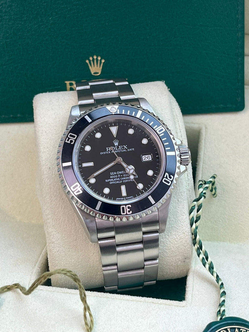 Rolex Sea-Dweller 4000 40mm Black Dial Stainless Steel Oyster Men's Watch 16600