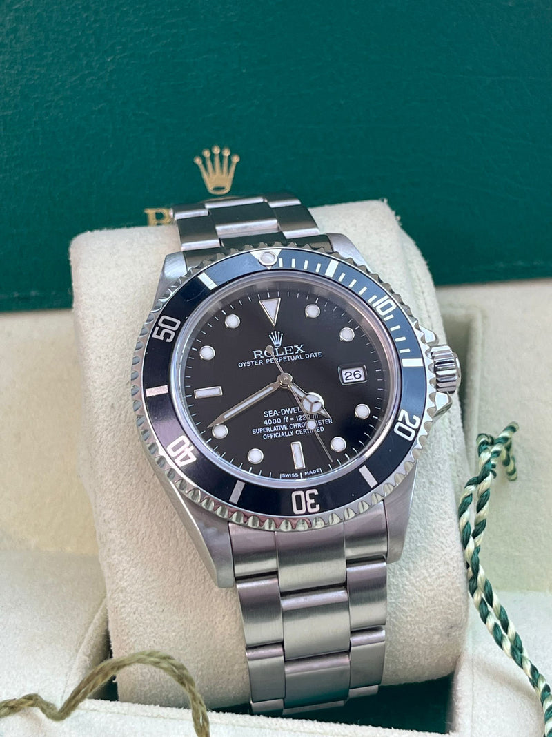 Rolex Sea-Dweller 4000 40mm Black Dial Stainless Steel Oyster Men's Watch 16600