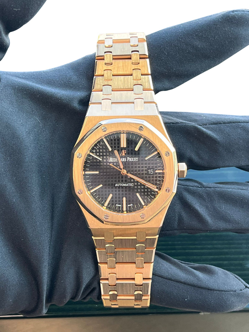 Audemars Piguet Royal Oak Selfwinding Non-Converted Watch 15400OR.OO.1220OR.01
