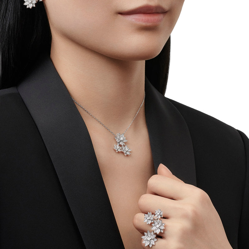 Van Cleef & Arpels 1.18ct Lotus Between the Finger 4 Flowers Ring 18K White Gold