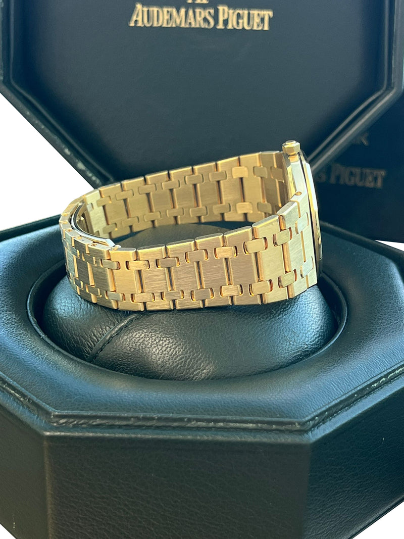 Audemars Piguet Royal Oak 34mm White Dial 18K Yellow Gold Quartz Watch 56303BA