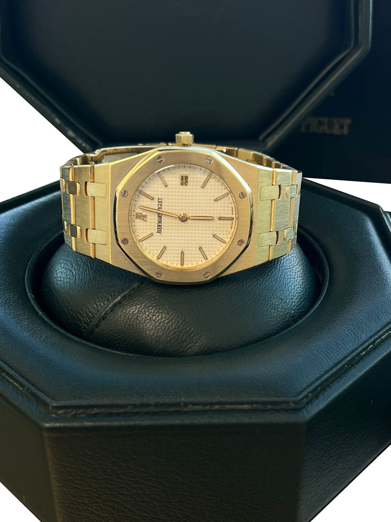 Audemars Piguet Royal Oak 34mm White Dial 18K Yellow Gold Quartz Watch 56303BA