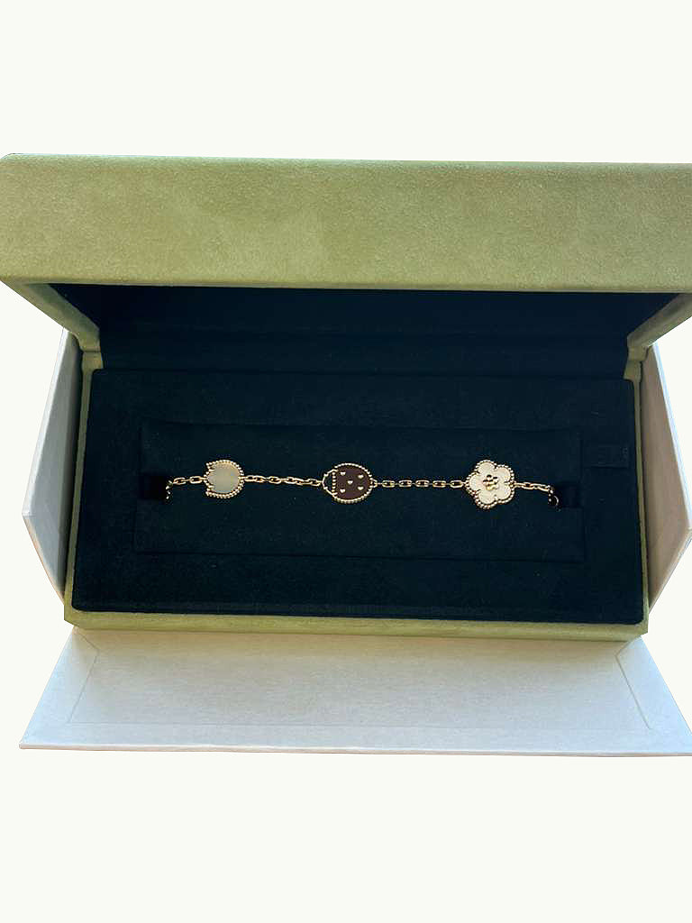 Van Cleef & Arpels Lucky Spring Bracelet MOP Carnelian Onyx 5 Motifs Rose Gold
