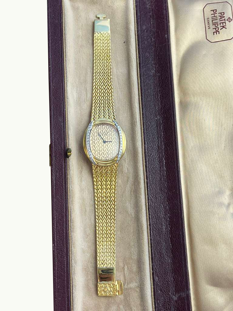 Patek Philippe Vintage 18K Yellow Gold Diamond Manual Winding Watch Watch 4288