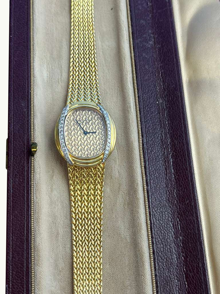 Patek Philippe Vintage 18K Yellow Gold Diamond Manual Winding Watch Watch 4288