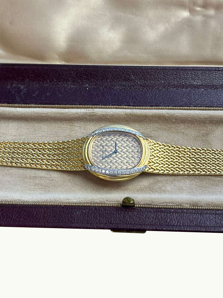 Patek Philippe Vintage 18K Yellow Gold Diamond Manual Winding Watch Watch 4288