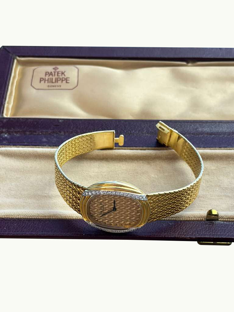 Patek Philippe Vintage 18K Yellow Gold Diamond Manual Winding Watch Watch 4288