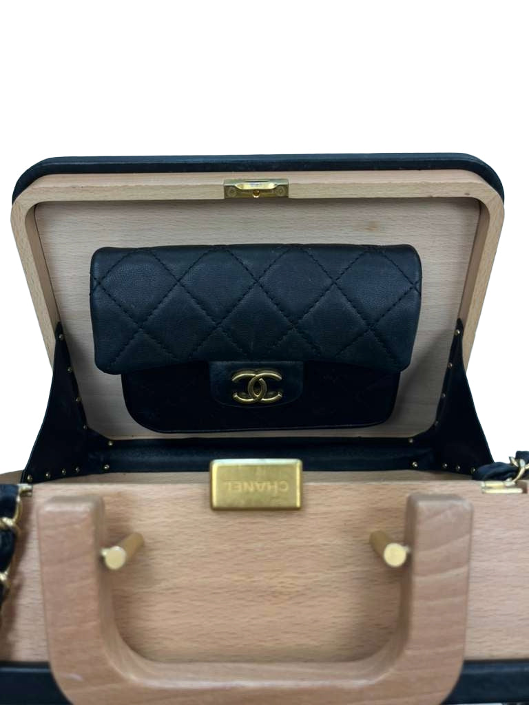 Chanel Vanity Case Chip-On Wood Leather Box with Chain Strap AS2927