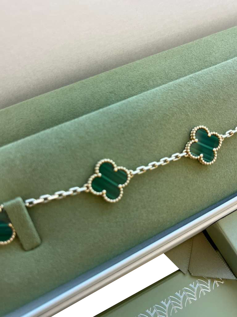 Van Cleef & Arpels Vintage Alhambra Bracelet Malachite 5 Motifs 18K Yellow Gold