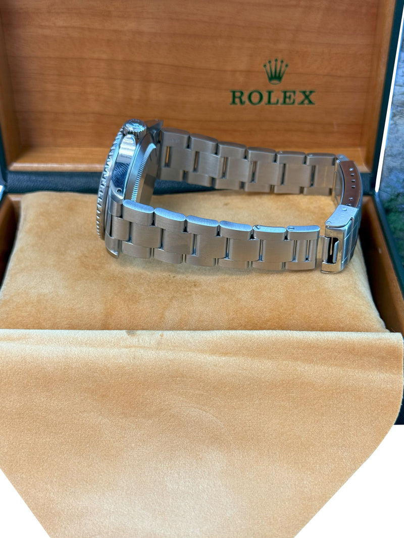 Rolex Submariner Date 40mm Black Dial Stainless Steel Automatic Watch 16610