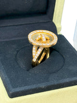 Van Cleef & Arpels Boutonnière Button Ring in Yellow Gold and Diamonds