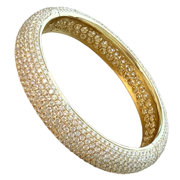 24.34ct Full Pavé Diamond Flawless Bangle 18K Yellow Gold VVS Clarity E–F Color