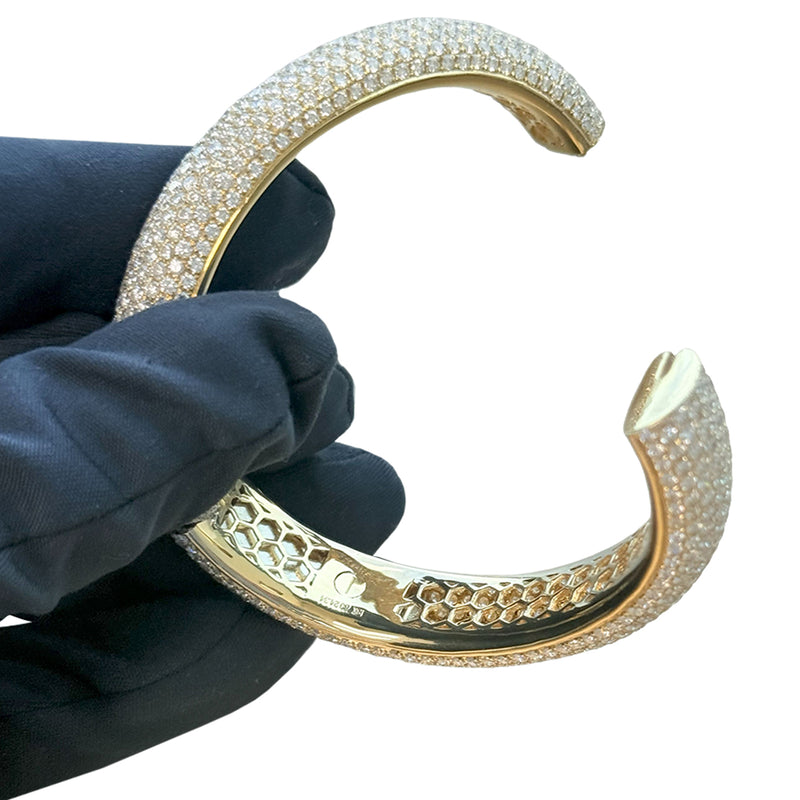 24.34ct Full Pavé Diamond Flawless Bangle 18K Yellow Gold VVS Clarity E–F Color