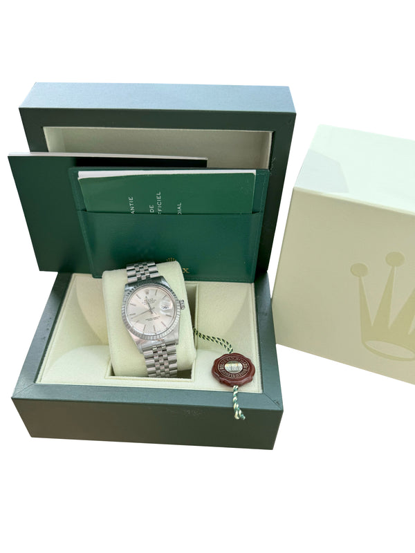 Rolex Datejust 36mm Silver Dial Vintage Steel Engine Turned Bezel Watch 16030