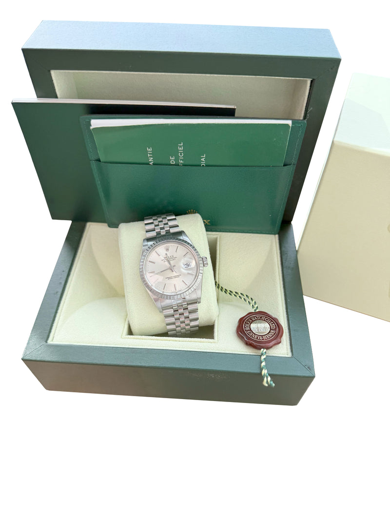 Rolex Datejust 36mm Silver Dial Vintage Steel Engine Turned Bezel Watch 16030