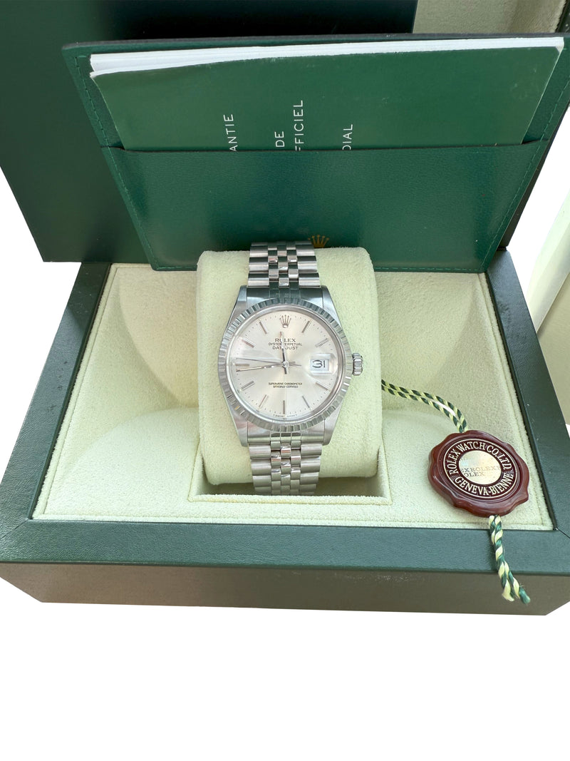 Rolex Datejust 36mm Silver Dial Vintage Steel Engine Turned Bezel Watch 16030