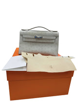 Hermes Kelly Pochette Gris Perle Ostrich With Palladium Hardware Handbag