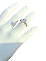 GIA Certified 2.70ct Oval Brilliant Cut Diamond Si2 Clarity Engagement Ring