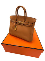 Hermès Birkin 25 Gold Epsom Leather With Gold Hardware Handbag