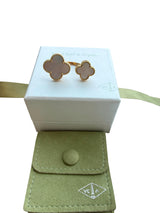 Van Cleef & Arpels Magic Alhambra Mother of Pearl Between The Finger Ring Gold