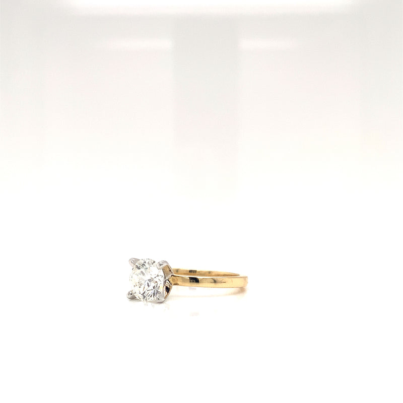 GIA Certified 1.30 Carat Round Diamond Solitaire 18 Karat Gold Engagement Ring